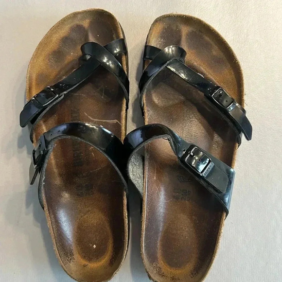 Birkenstock black patent leather Adjustable Slide Sandals size 40-9 - Picture 2 of 8